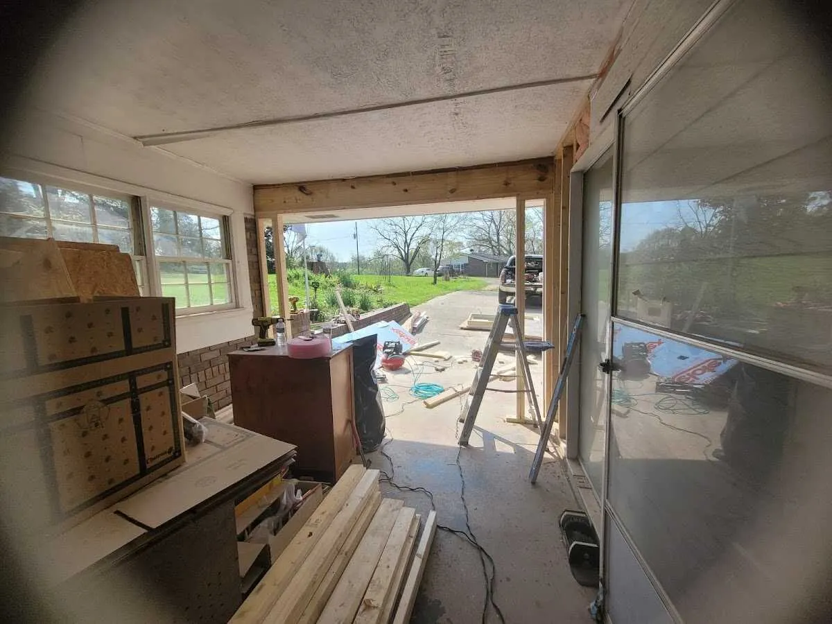 Air movers and dehumidifier for Drying & Dehumidification in Belterra